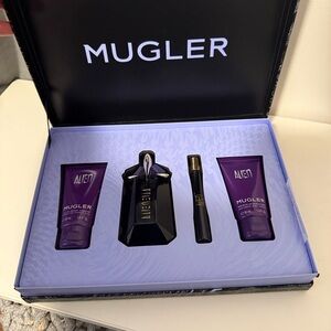 Mugler Alien Purple and Black Fragrance Set